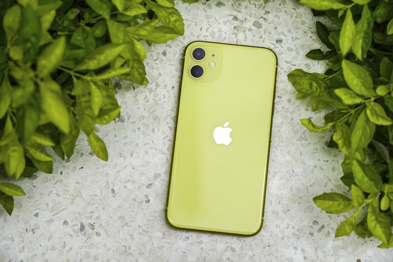iPhone 15 · 128 Go
